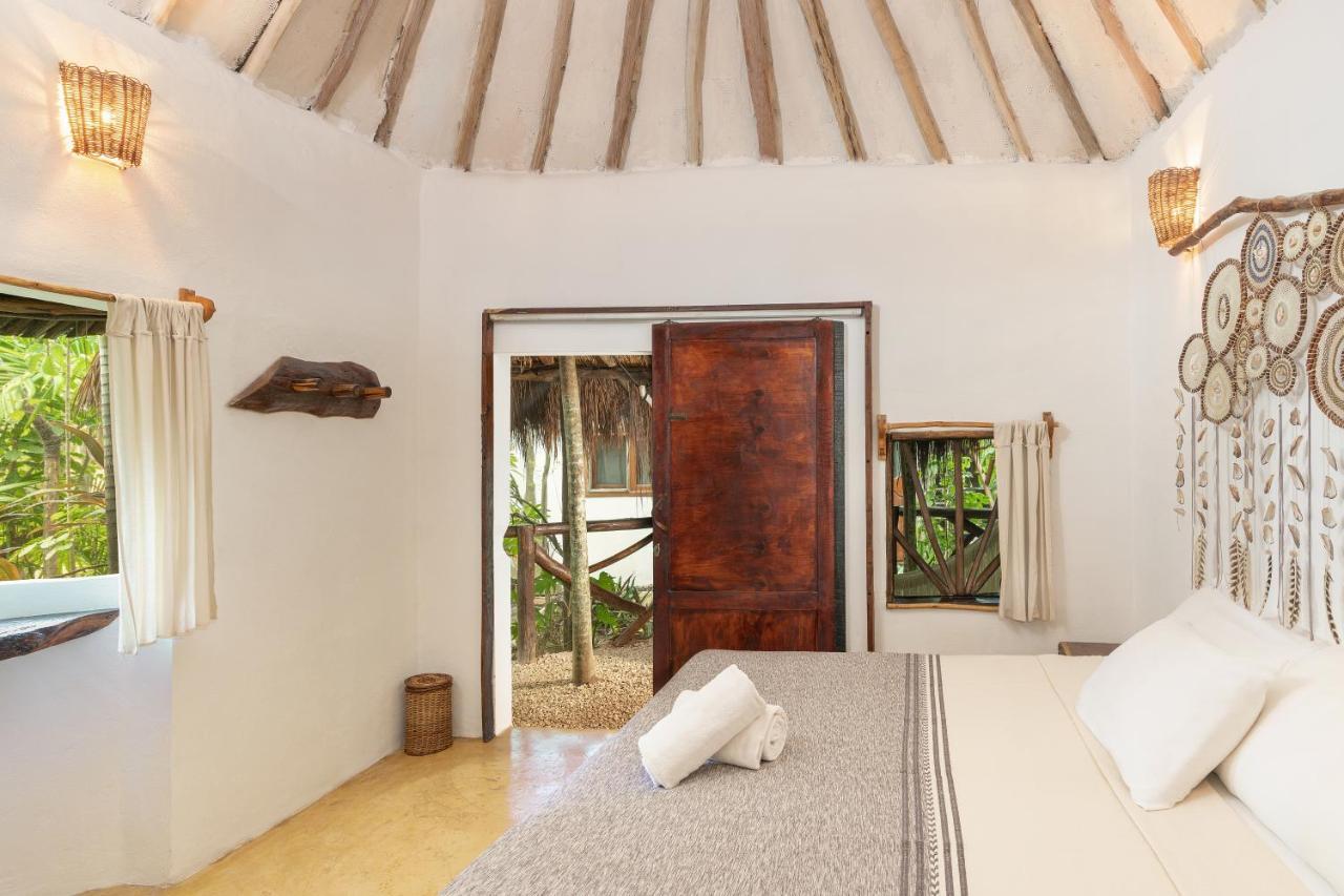 Yaxchen Tulum Cabanas & Cenote Eksteriør bilde