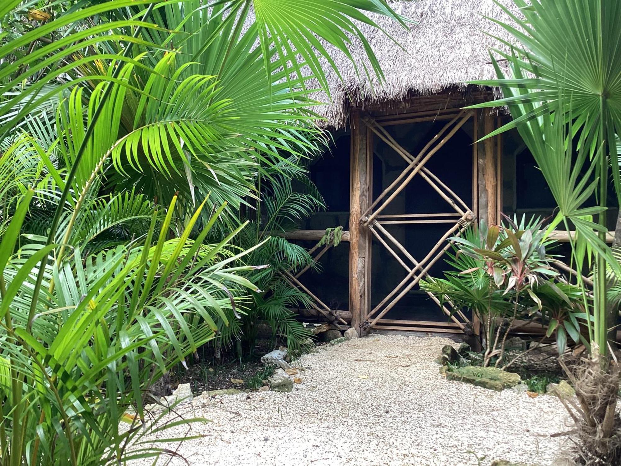 Yaxchen Tulum Cabanas & Cenote Eksteriør bilde
